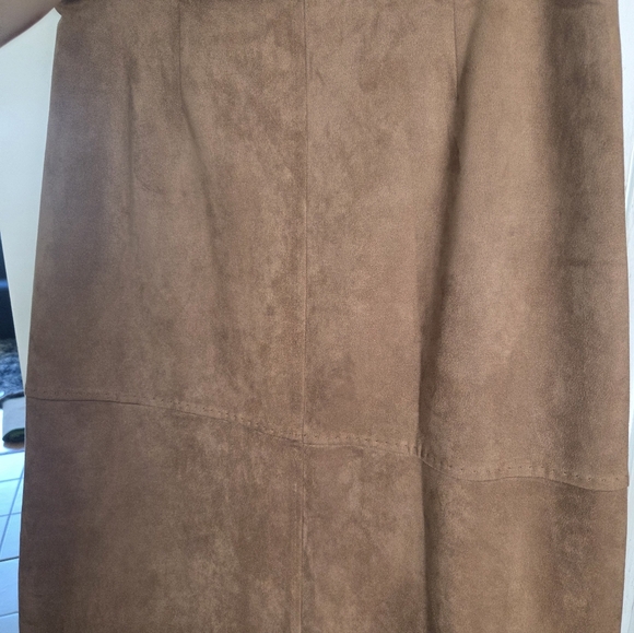 Max Studio Suede Autumn Skies Midi Skirt - Picture 8 of 8